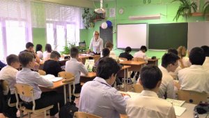 Школьники Радужного вошли в привычный учебный график