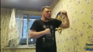 Озон бьëт в стену.