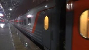 Поезд Москва - Новый уренгой отправление со станции Нижний Новгород - Московский.