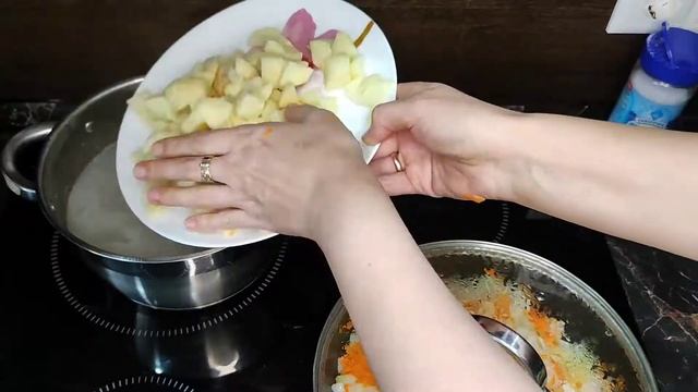 Суп рисовый с кабачком! Простой и вкусный супчик!