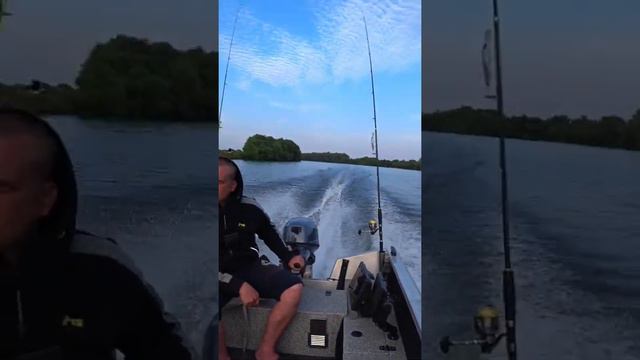 Бешеный Разгон..   мотора YAMAHA  9.9 4такта Super Turbo с бигфут ногой  #fishing