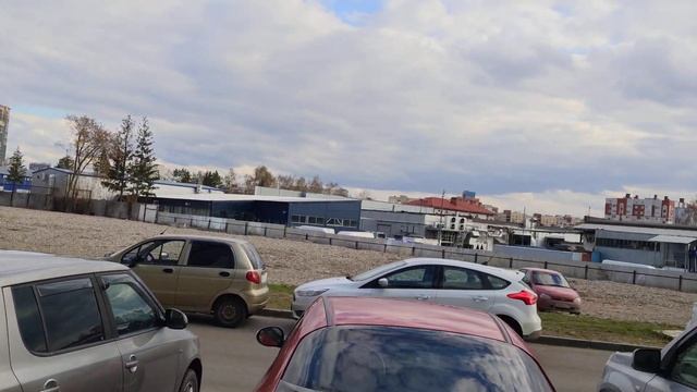 Казань, ул. Родины 24И (у входа) смотреть онлайн