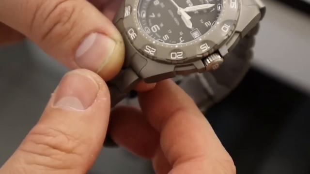 ТОП 3 чего НЕЛЬЗЯ делать в ЧАСАХ. Замена батарейки в часах. Сервис механических часов