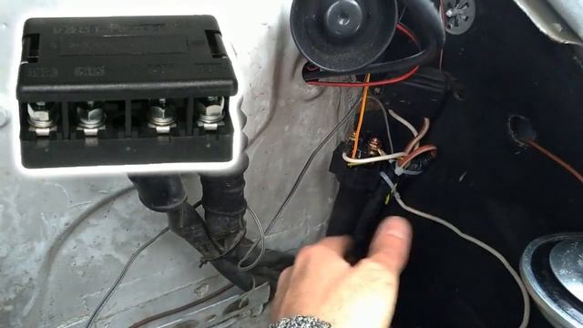 Фольксваген Т4 замена реле свечей накала на выносное и установка кнопки. смотреть онлайн