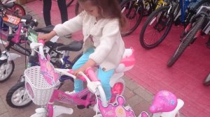 Как выбрать велосипед  Покупаем недорогой,первый велосипед.Видео для детей.