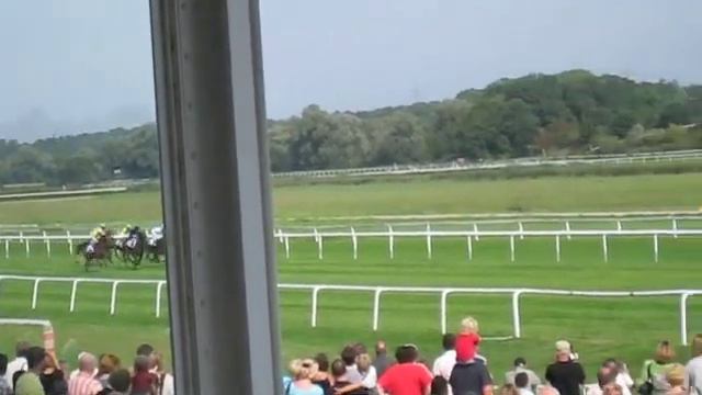Horse Races at Iffezheim смотреть онлайн