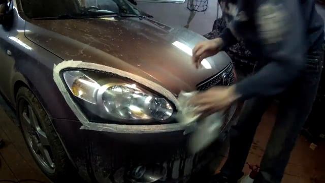 Timelaps полировка фары Kia ceed. смотреть онлайн
