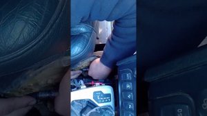 Вольво ХС 90.Замена троса ручника