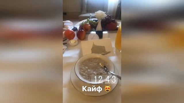 Бузова Мне подарили очень дорогие подарки!! смотреть онлайн