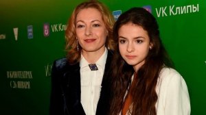 АХНУЛИ ВСЕ! Кто муж и как выглядят 3 детей звезды сериала "Доктор Краснов" - Ольги Красько?