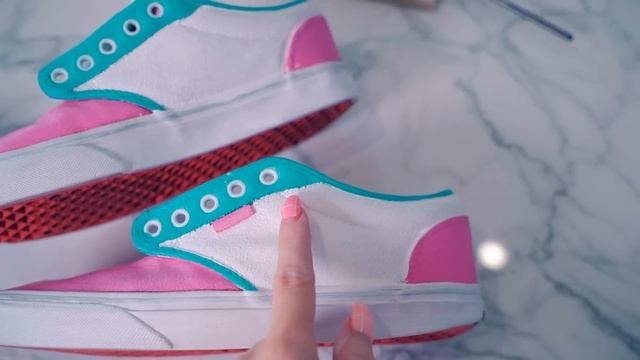 ПЕРЕДЕЛЫВАЮ СТАРЫЕ КЕДЫ в Стиле ЭЙФОРИИ | DIY Кастом Обуви * Разрисовываю кеды * смотреть онлайн