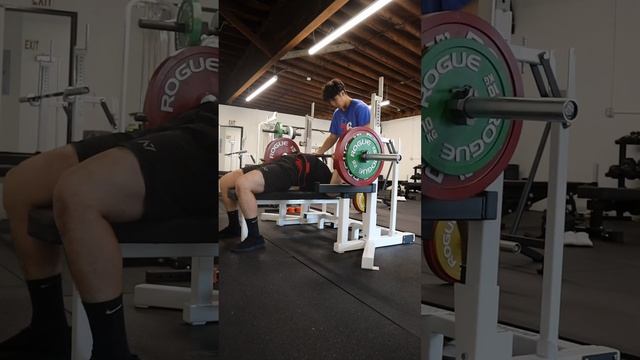 Жим лежа 140кг 17 лет смотреть онлайн