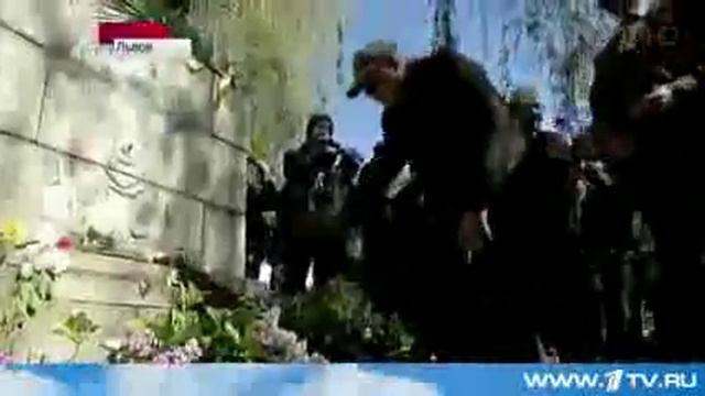 09052014 Львов. День победы со слезами на глазах смотреть онлайн