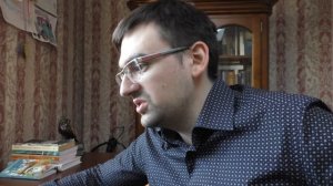 Кто такой Макрон левый или правый