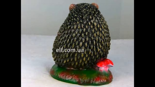 Ежик на поляне. Садовые фигуры оптом от фабрики фигур "Эльф", Украина смотреть онлайн