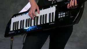 Roland Lucina AX-09 Lessons - The Guitar Player