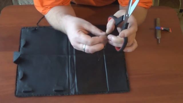 Чехол для планшета.Часть 5.Магнит,тесьма и готовый результат. смотреть онлайн