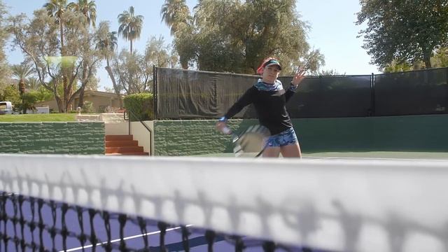 Bethanie Mattek-Sands TW Commercial смотреть онлайн
