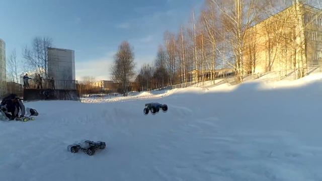 RC Truggy Jumping - Радиоуправляемые модели Добрянка! смотреть онлайн