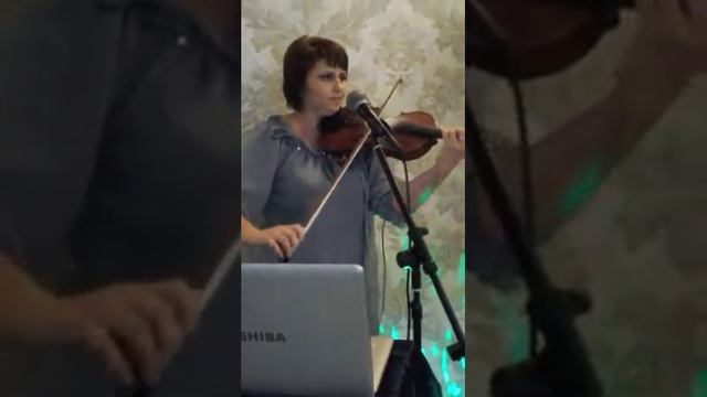 Скрипка "из репер.Шарль Азнавур "Une vie Damor"Вечная любовь" смотреть онлайн