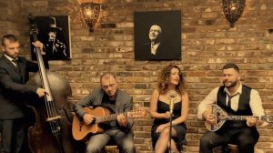 Kolonaki Tzitzifies Markos Vamvakaris cover by "A La Greca"