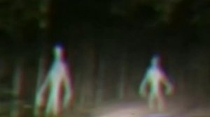 Бен падает в разных местах