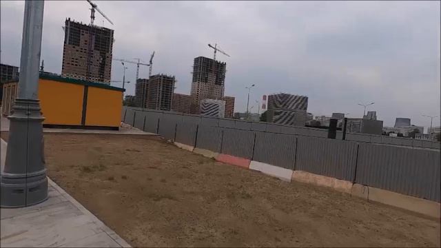 у метро "Аминьевская"