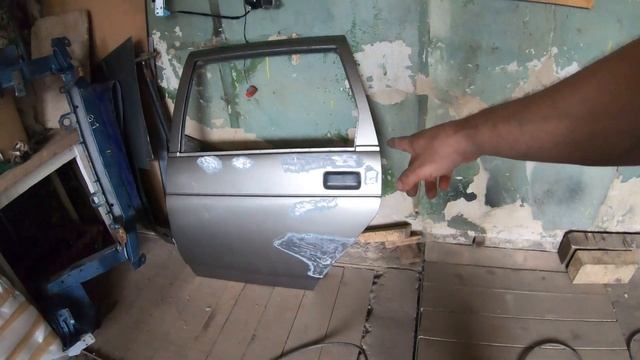 ?Как поменять панель двери на ВАЗ 2110?