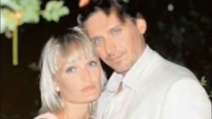 РОКОВАЯ КРАСОТКА! Взгляните как выглядит жена Юрия Батурина!