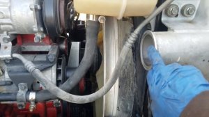 2012 volvo VNL radiator replacement pt 2