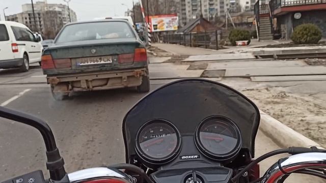 Можно ли включать нейтраль на скорости на Bajaj Boxer 150 смотреть онлайн