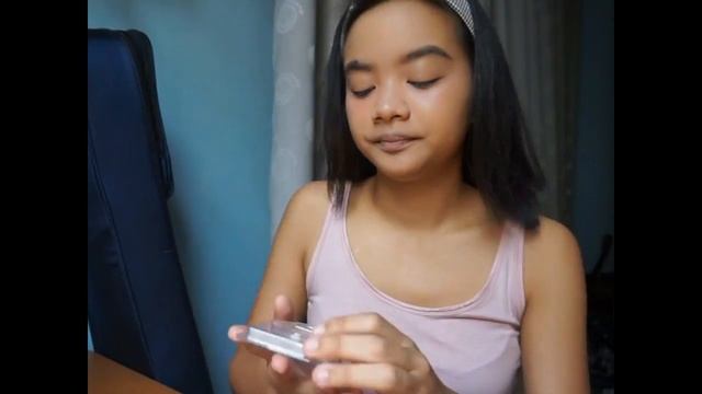 GLOWY DEWY MAKEUP LOOK смотреть онлайн