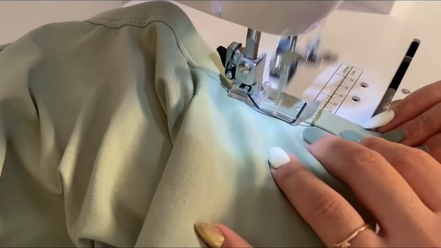 Как сшить футболку с V-образным вырезом |TIM_hm| смотреть онлайн