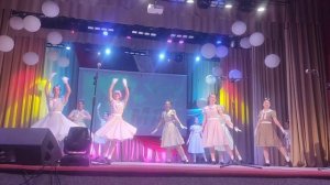 Танец Шагаю по Москве