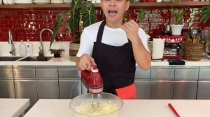 VANILLA CUPCAKES WITH STABLE BUTTERCREAM ICING