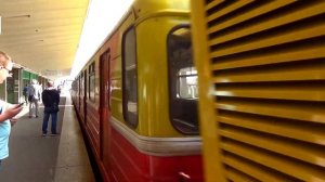 Рабочий электропоезд 81-717/714.5 "Номерной-Синергия 1" на станции метро Выхино, ТКЛ