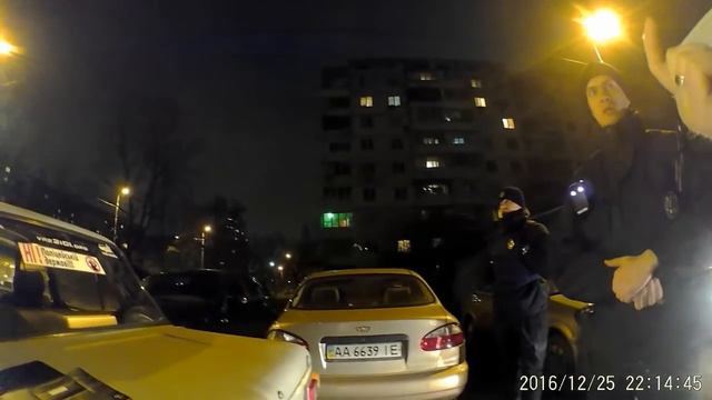 Полиция Киева. Открой багажник. Поле Чудес. Часть 2. смотреть онлайн