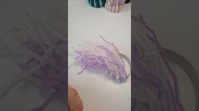 гномик из ниток