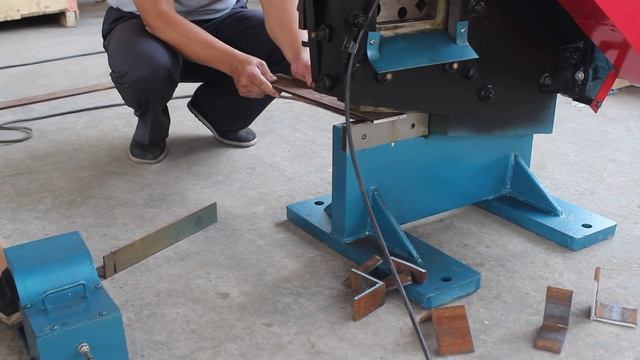QA32-8 Metal Punching And SHearing Machine