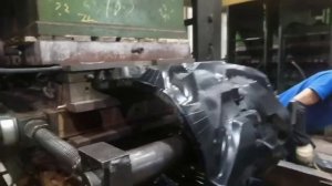 Производство резиновых гусениц для мини экскаваторов