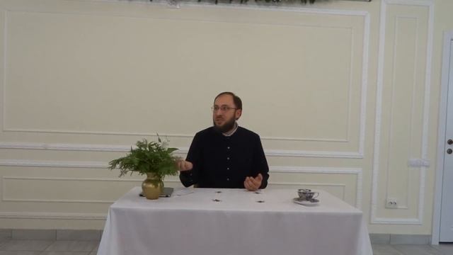 Почему воду на Крещение освящают 2 раза - 18 и 19 января? Вся ли вода на Крещение Господне святая? смотреть онлайн