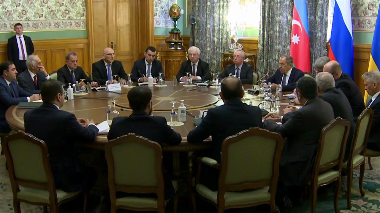 В Москве проходят трехсторонние переговоры министров иностранных дел России, Азербайджана и Армении