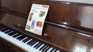 Слушаем на ф-но.Штраус Сказки Венского леса.