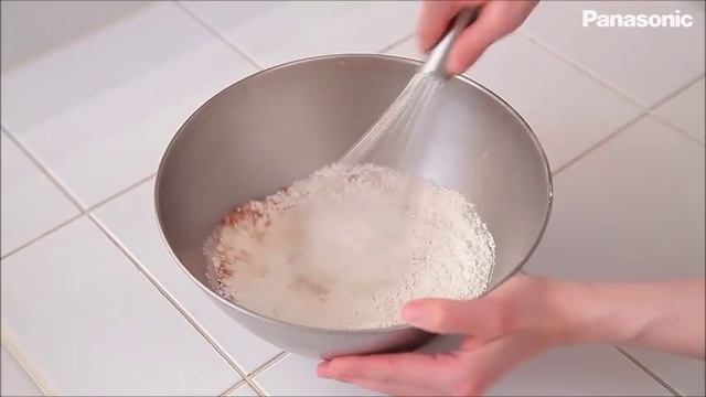 Ginger Cake by Panasonic NN-DF383 смотреть онлайн