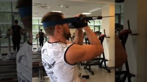 Шея Парочка упражнений (с резиной и ремнём)для тренировки шеи