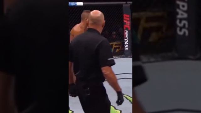 Jose Aldo drops Jeremy Stephens with a hard body hook