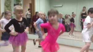 Танец "Просто мы маленькие звёзды"