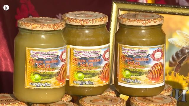 Президенты осмотрели выставку-ярмарку сельскохозяйственных и промышленных товаров Таджикистана смотреть онлайн