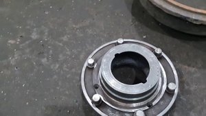 правильная проточка тормозных барабанов ГАЗ  станок Р114
