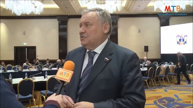 АЗЕРБАЙДЖАНЦЫ  ПРОТИВ  РУССКИХ
